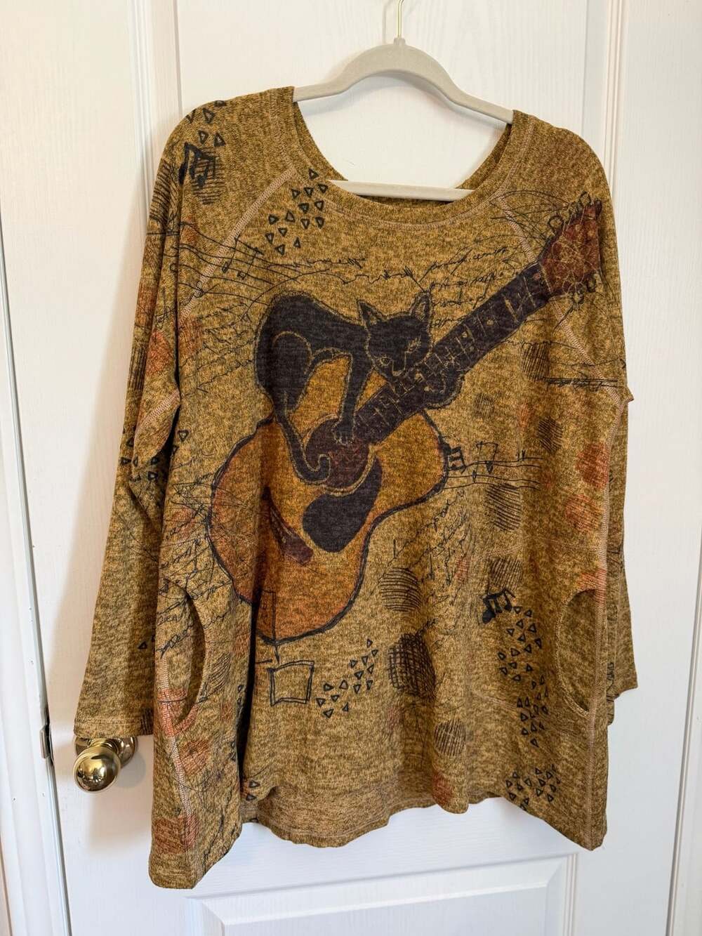 Inoah Cat Guitar Print Top Size XL Yellow Long Sleeve Artsy Pockets